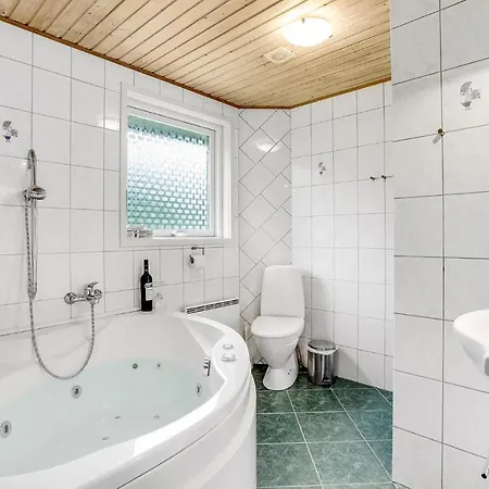 5 Bedroom Lovely In Romo 別荘